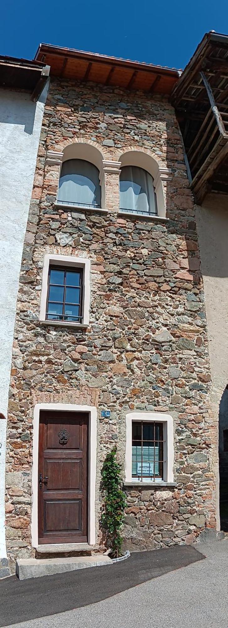 Вілла Antica Torre Del Castello Casa Ceresiana Carabietta Екстер'єр фото